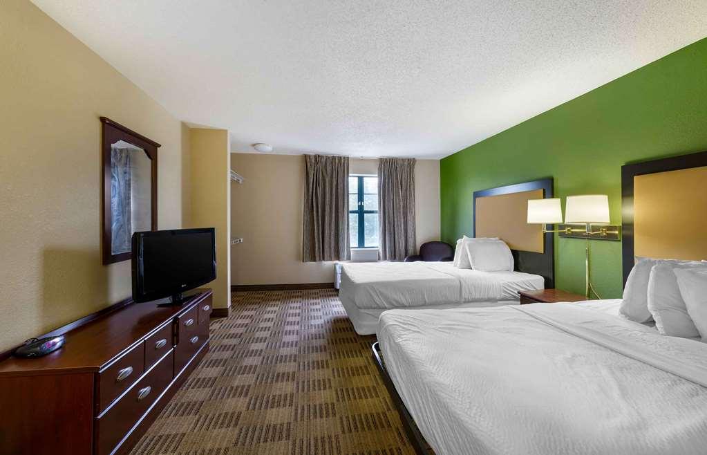 Extended Stay America Suites - Cleveland - Beachwood - Orange Place - South Room photo